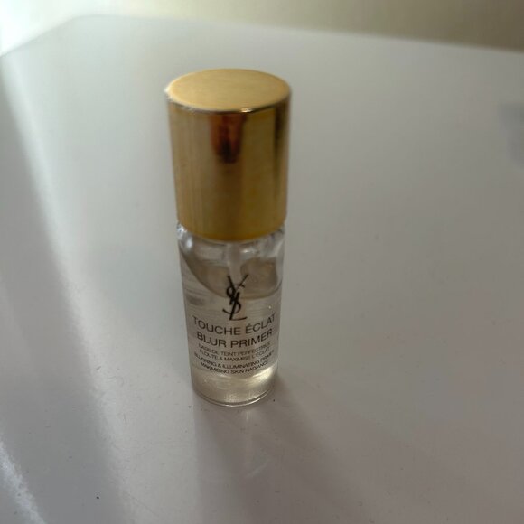 Yves Saint Laurent YSL Touche Éclat Blur Primer 10ml NEW - Picture 1 of 3